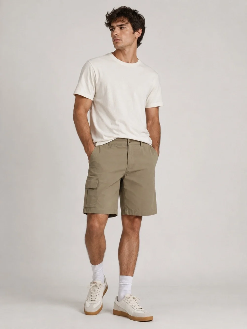 NWT Columbia Men's Cargo Pocket Shorts Regular Fit - size 30 / 11